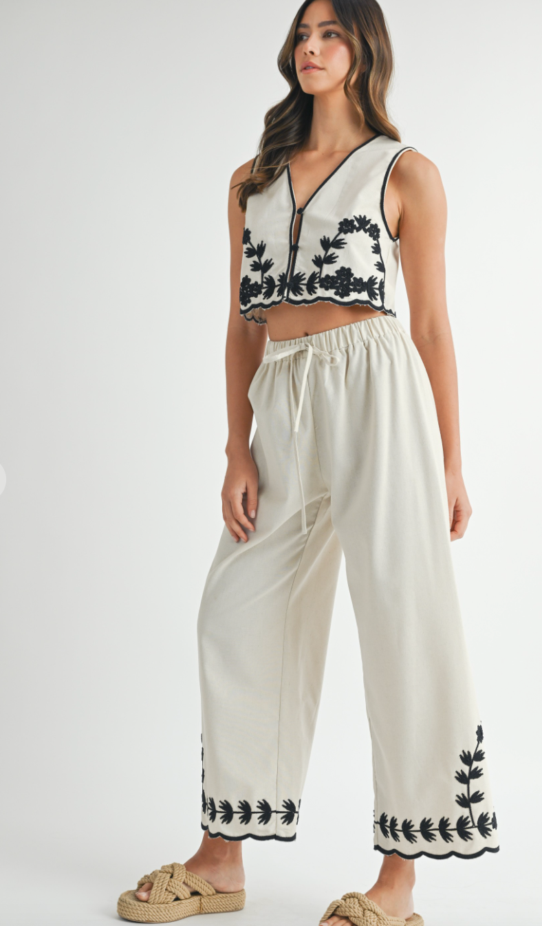 Solene Linen Set