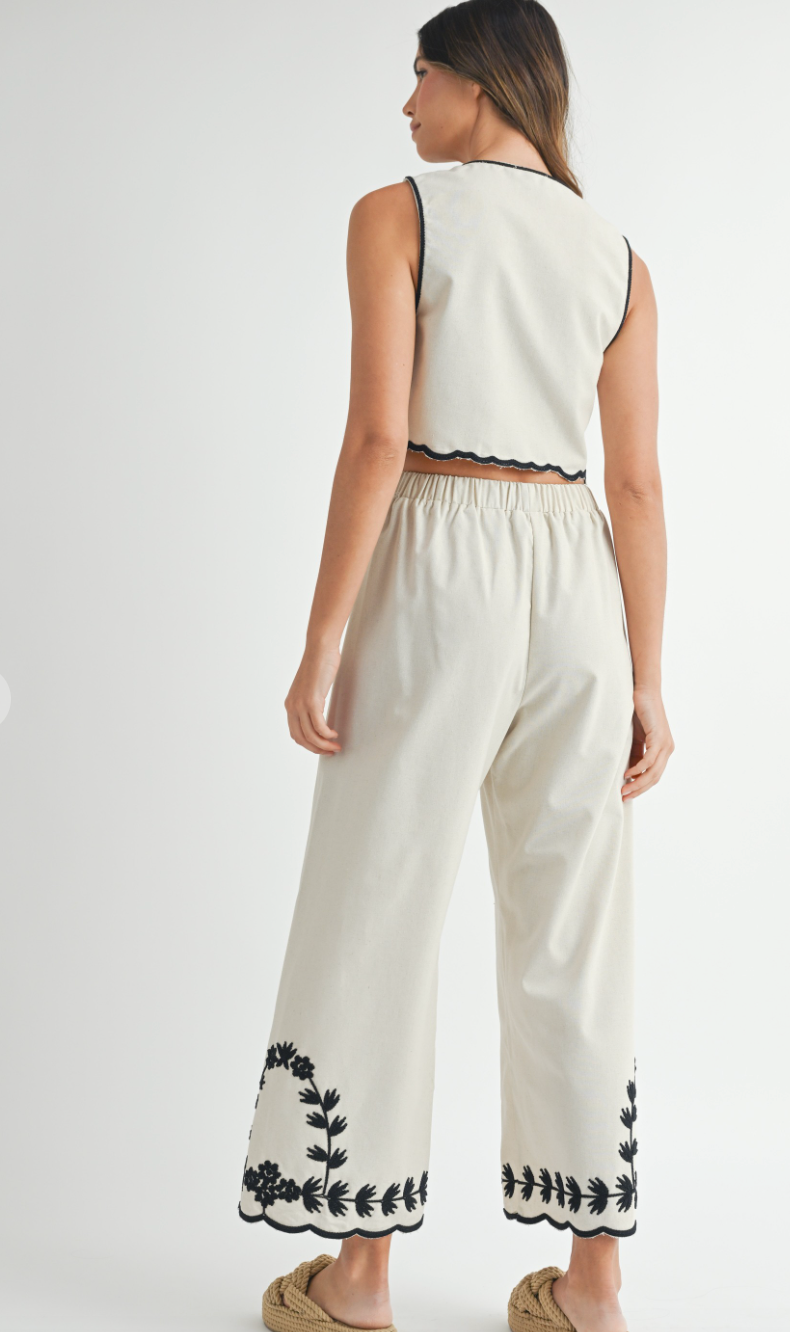 Solene Linen Set