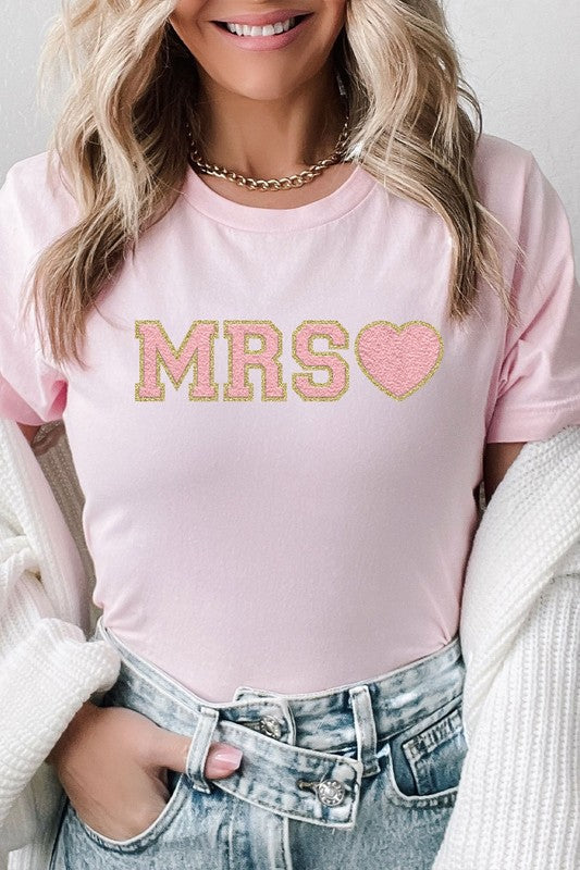 Mrs. Graphic Tee