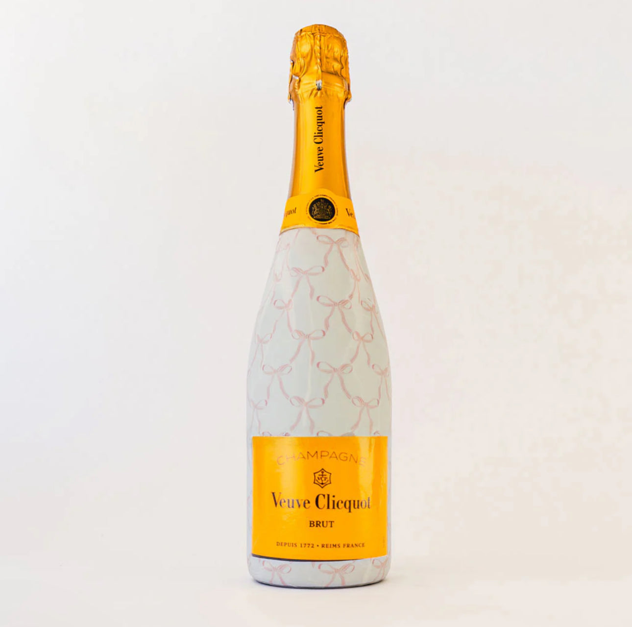 Beau Bottles Wrap Veuve Grandmillenial Pink Bows